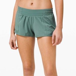 Lululemon Hotty Hot Short II *2.5" -tidewater teal